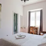 شباب صن سيت ديستينيشين بيت شباب