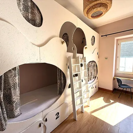 Sunset Destination Hostel *