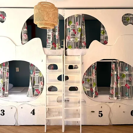 Hostal Sunset Destination *