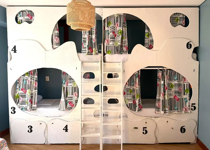 호스텔 선셋 데스티네이션 *