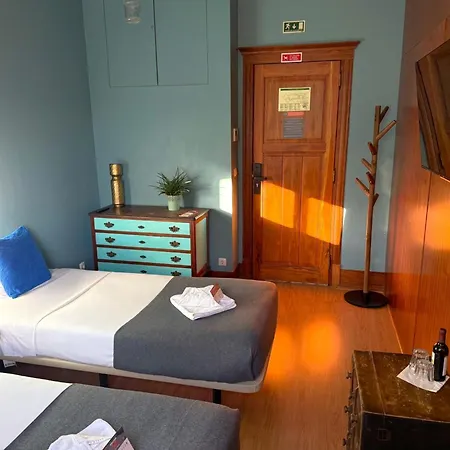 Sunset Destination Hostal