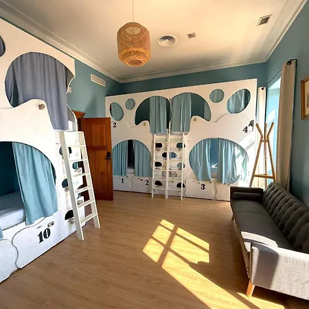 Hostal Sunset Destination Lisboa