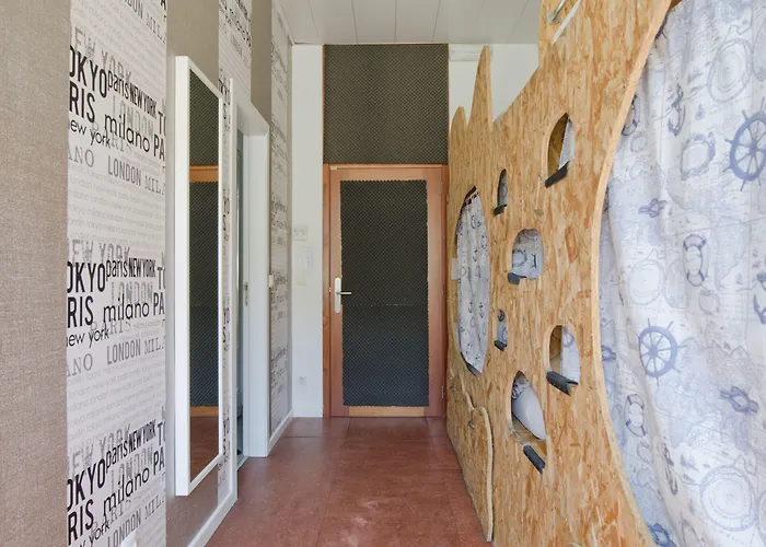 Sunset Destination Hostal *