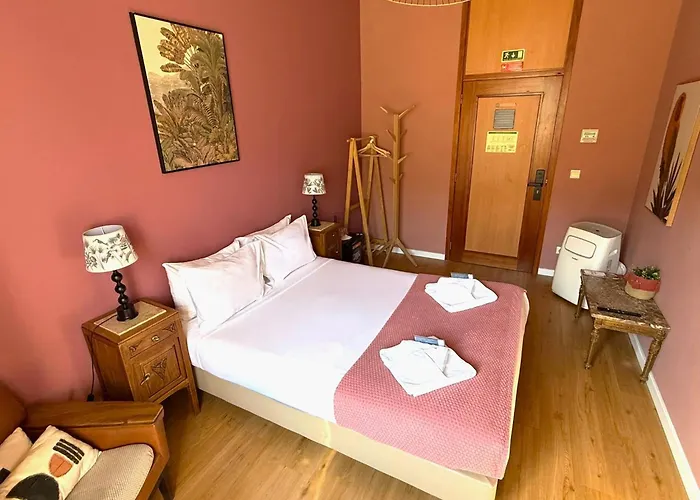 Sunset Destination Hostal *