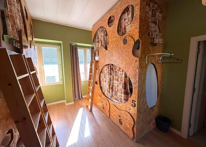 Sunset Destination Hostal